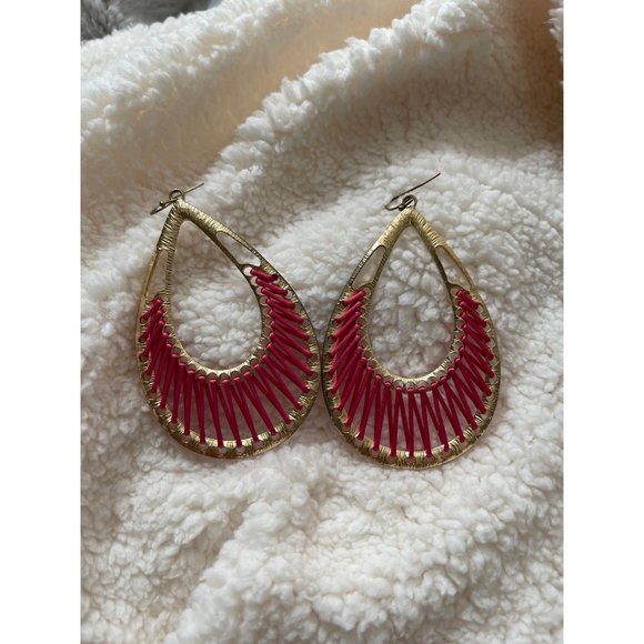 Fashion Jewelry Jewelry - Big Gold Tone Pink Sting Designed Teardrop Statement Earrings